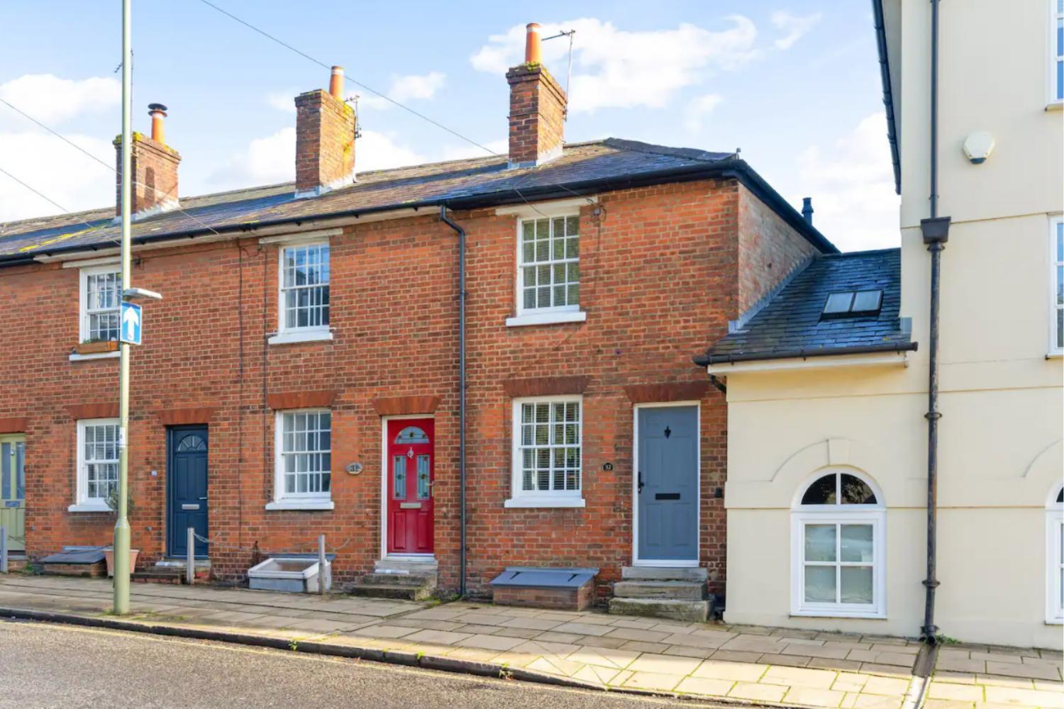2 Bedrooms Stunning Westgate Cottage Retreat, Central Winchester, Free On-Street Parking Permit, With Garden Close To Cathedral - Sleeps 6, Pets Are Welcome, Summer Special Offer! - By Blue Puffin Stays Eksteriør bilde