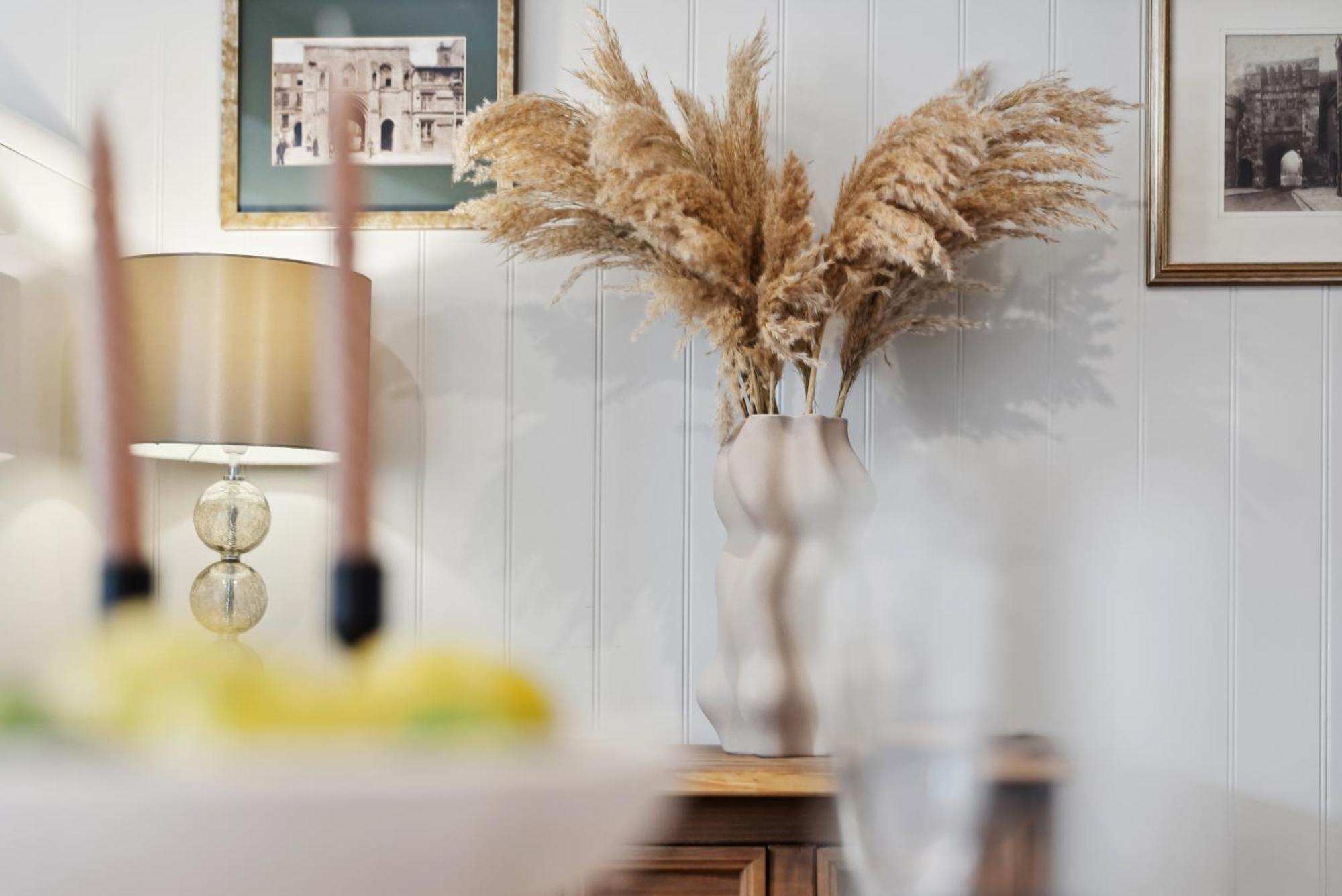 2 Bedrooms Stunning Westgate Cottage Retreat, Central Winchester, Free On-Street Parking Permit, With Garden Close To Cathedral - Sleeps 6, Pets Are Welcome, Summer Special Offer! - By Blue Puffin Stays Eksteriør bilde