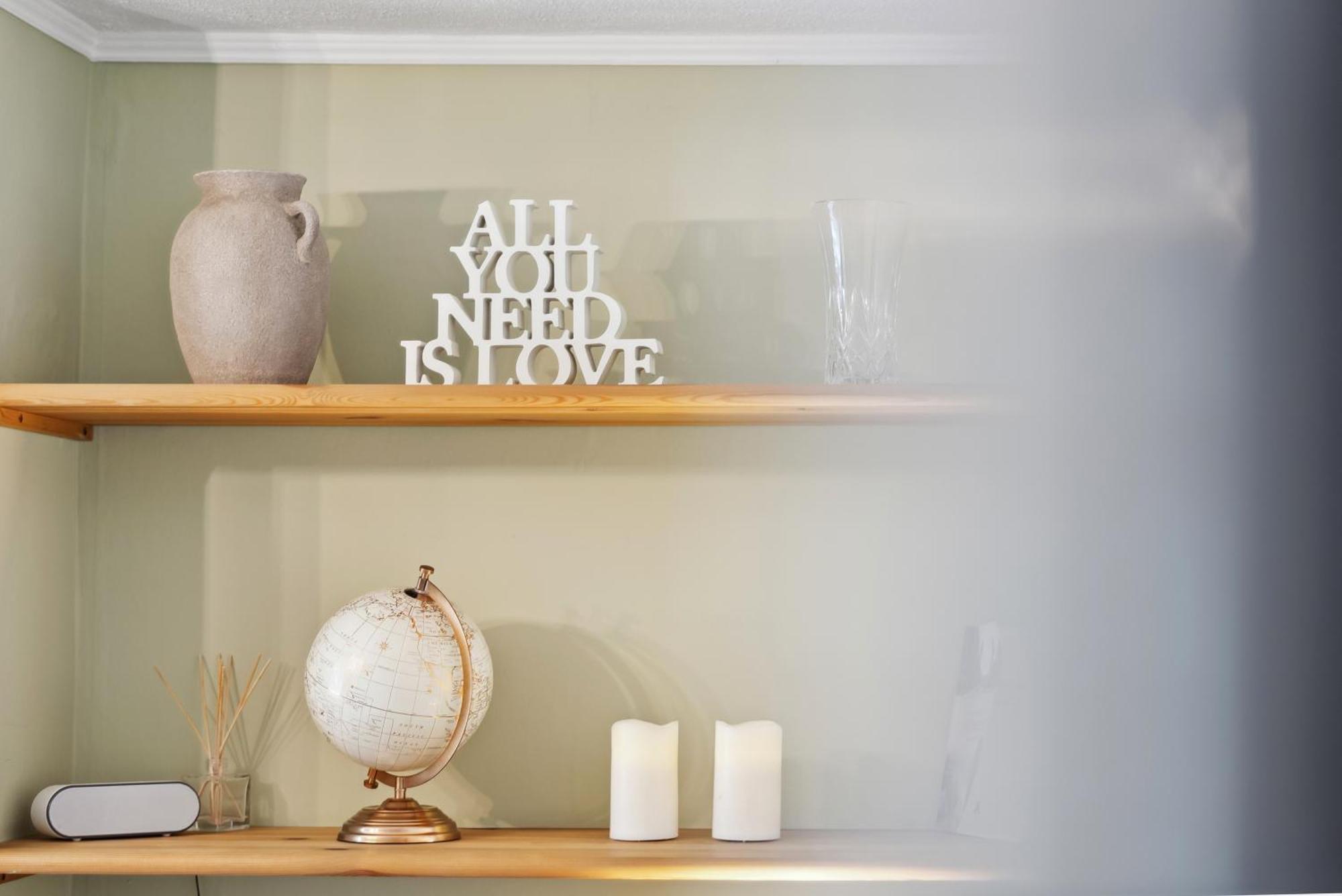 2 Bedrooms Stunning Westgate Cottage Retreat, Central Winchester, Free On-Street Parking Permit, With Garden Close To Cathedral - Sleeps 6, Pets Are Welcome, Summer Special Offer! - By Blue Puffin Stays Eksteriør bilde